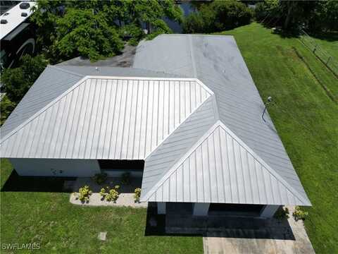 2241 Club House Road, North Fort Myers, FL 33917