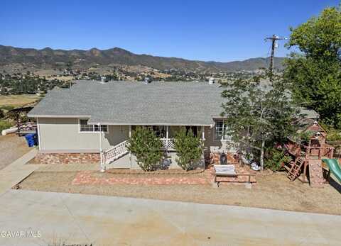 8630 Penhaven Lane, Leona Valley, CA 93551