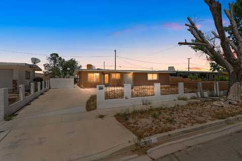 2161 Oak Street, Rosamond, CA 93560