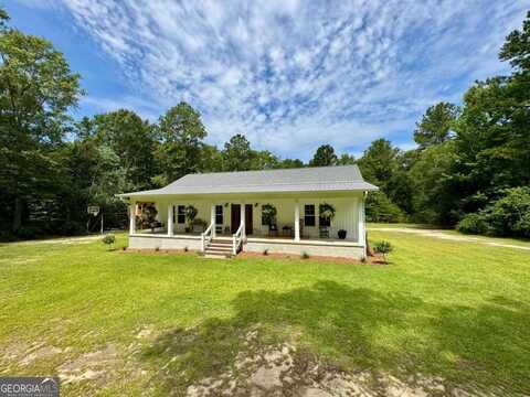 393 E Lake, Fitzgerald, GA 31750
