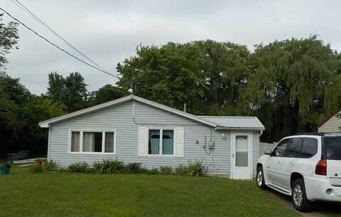 69 S STATE Street, Ripley, PA 14775