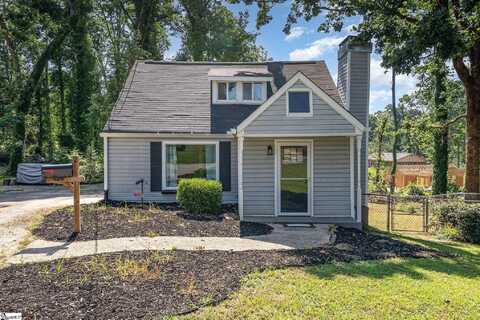 2 Line Street, Taylors, SC 29687