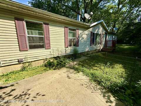 3503 Bergman Avenue, Lansing, MI 48910