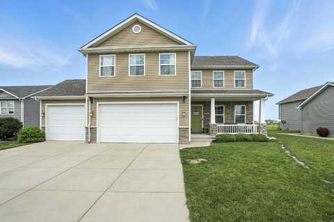 688 Village Pkwy, Lowell, IN 46356