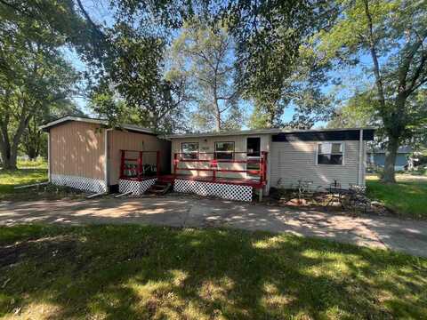 9936 N 490 E, DeMotte, IN 46310