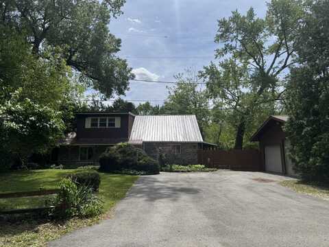 301 W 240th Avenue, Shelby, IN 46377