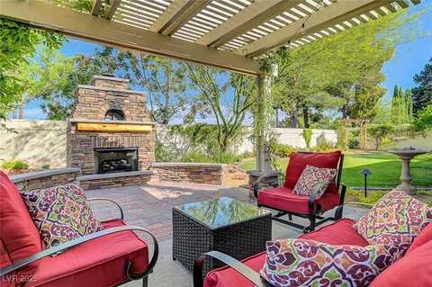 1432 Castle Crest Drive, Las Vegas, NV 89117