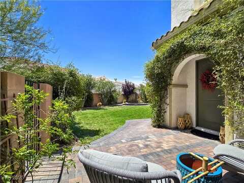 396 Blackstone River Avenue, Las Vegas, NV 89148