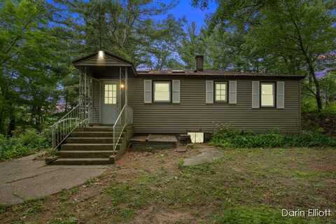 7985 Island View Drive, Newaygo, MI 49337