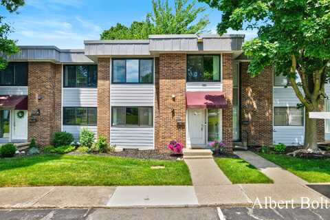 4049 S Norway Street SE, Grand Rapids, MI 49546