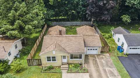 1233 Craft Avenue, Kalamazoo, MI 49048