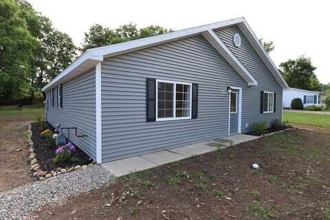 424 Doris Street, Quincy, MI 49082