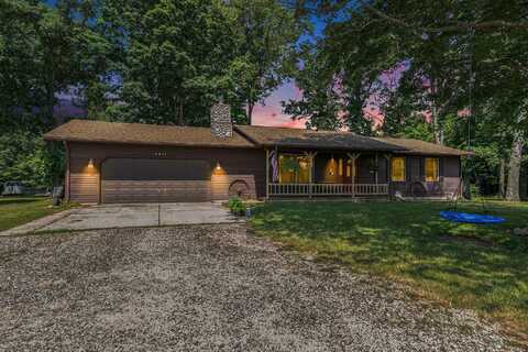 10257 Maple Hill Road, Howard City, MI 49329