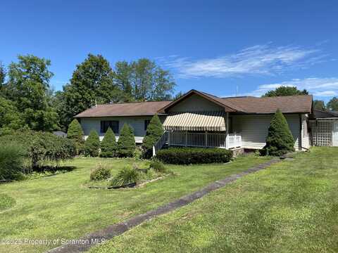 21 Sunrise Boulevard, Jefferson, PA 18436