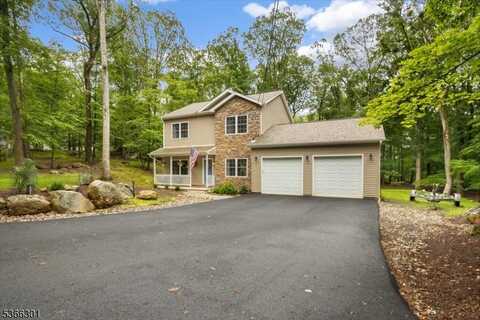 4 Kisling Ave, Hopatcong, NJ 07843