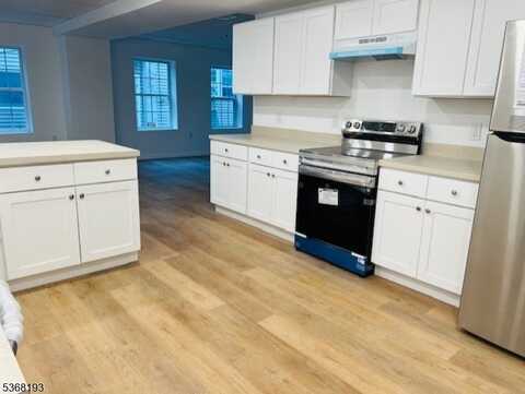 106 Main St, Sparta, NJ 07871