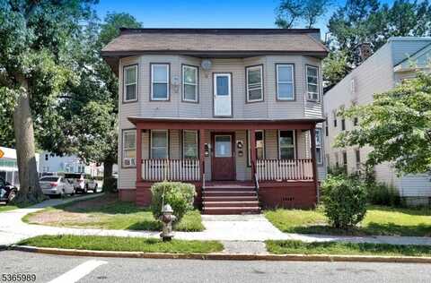132 Hamilton St, East Orange, NJ 07017