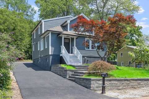 234 High St, Hilltop, NJ 07980