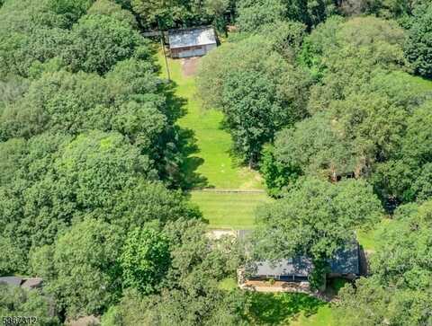 34 Tintle Rd, Kinnelon, NJ 07405