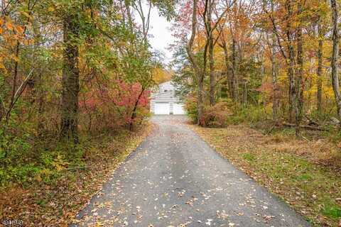 857 Cherry Hill Rd, Montgomery Twp., NJ 08540