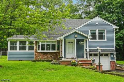 24 Glen Ave, Bernardsville, NJ 07920