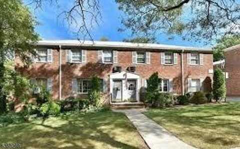 34 Wedgewood Dr, Verona, NJ 07044