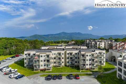 301 Pinnacle Inn Drive, Beech Mountain, NC 28604