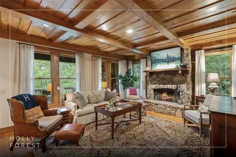 161 Kestrel Court, Sapphire, NC 28774