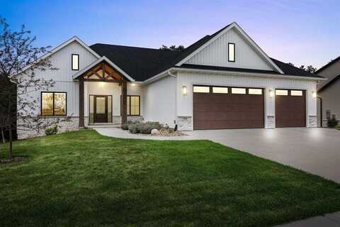 508 Whitetail Ln, Tiffin, IA 52340