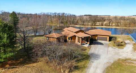 1330 100th St, WestLiberty, IA 52776