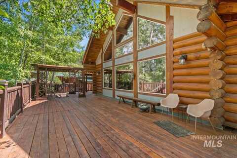20 Red Fir Dr, Boise, ID 83716