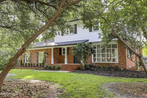 214 Shoreline Drive, New Bern, NC 28562