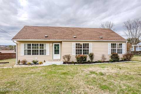 809 Hudson St, Sweetwater, TN 37874