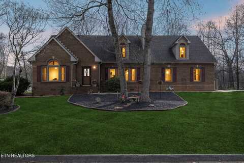 103 Nelson Place, Harriman, TN 37748