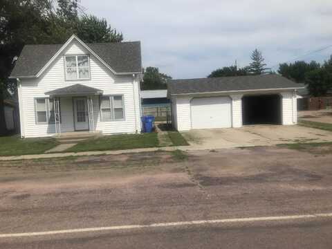 403 Washington St., Gayville, SD 57031