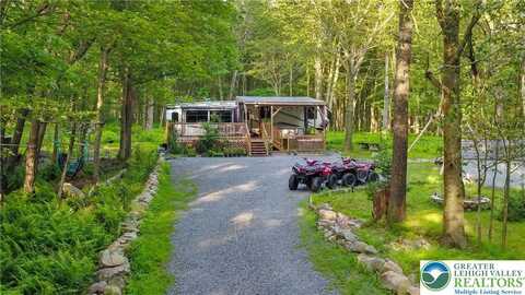 149 Deer Path Lane, Tobyhanna, PA 18346
