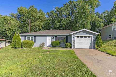 320 Clydesdale Circle, Ogden, KS 66517