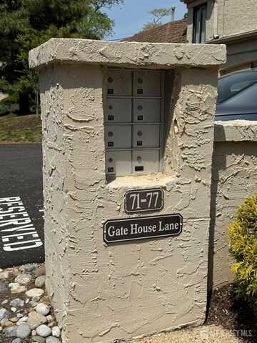 75 Gatehouse Lane, Edison, NJ 08820