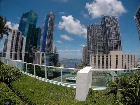 31 SE 5th St, Miami, FL 33131