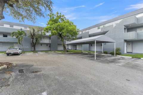 9371 Fontainebleau Blvd, Miami, FL 33172