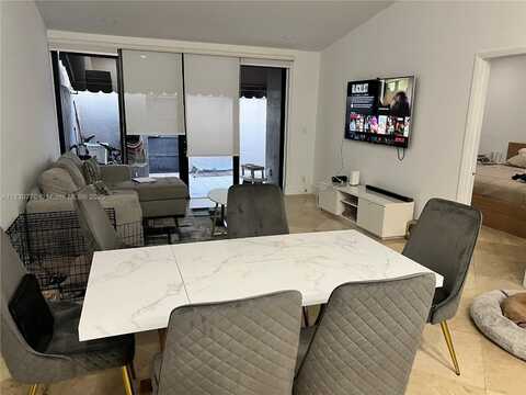 undefined, Pembroke Pines, FL 33026