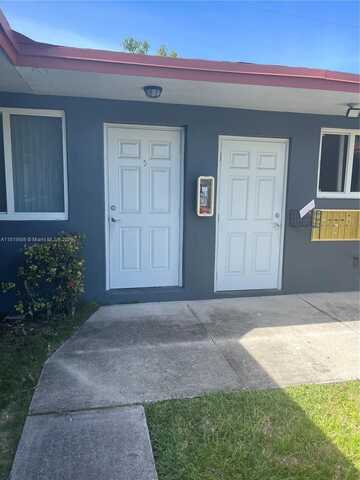 2461 Polk St, Hollywood, FL 33020