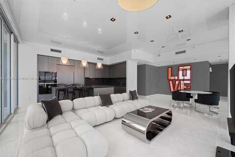 50 S Pointe Dr, Miami Beach, FL 33139