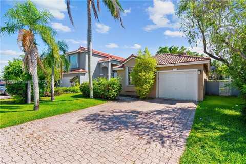 324 NW 107th Ave, Pembroke Pines, FL 33026