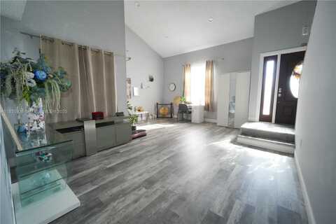 506 Danville Ter, Davie, FL 33325