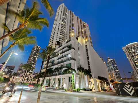 350 S MIAMI Ave, Miami, FL 33130