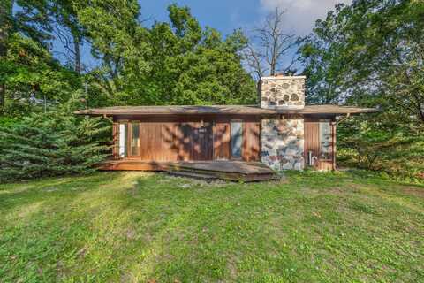 N2335 Main Rd, Lake Geneva, WI 53147