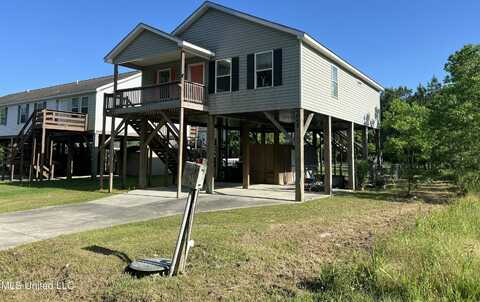 4045 Sixteenth Street, Bay Saint Louis, MS 39520