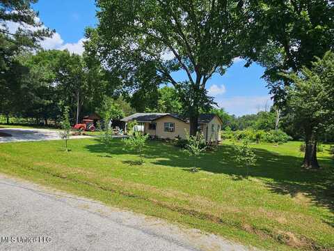678 Rebecca Drive, Byhalia, MS 38611