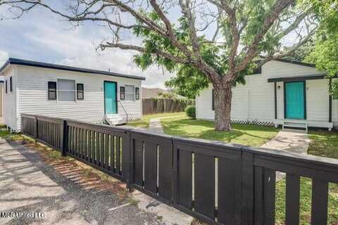 1812 Market Street, Pascagoula, MS 39567